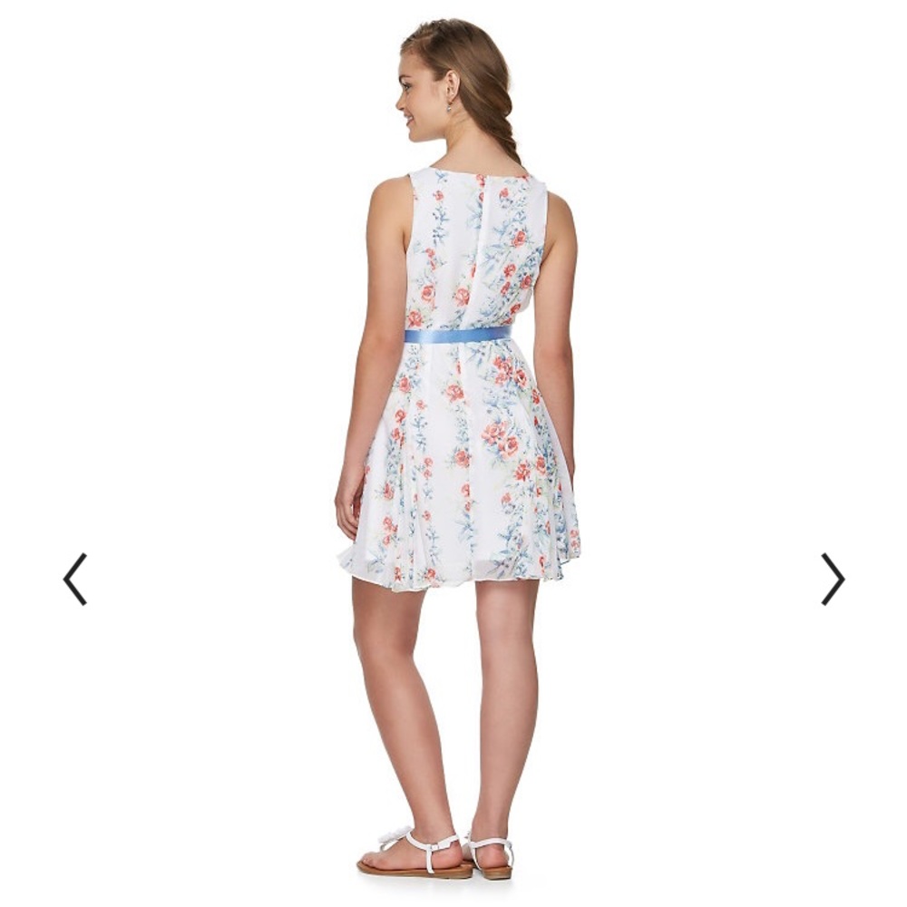 Disneys Alice Through The Looking Glass Designer Collection